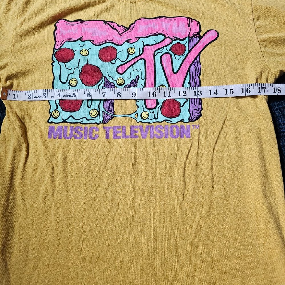 Vintage MTV Tshirt - Picture 2 of 4